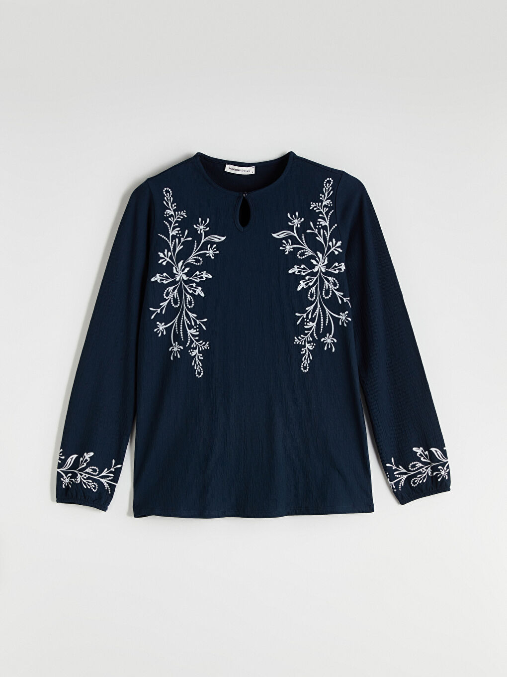 Lacivert Bisiklet Yaka Nakışlı Bluz-4