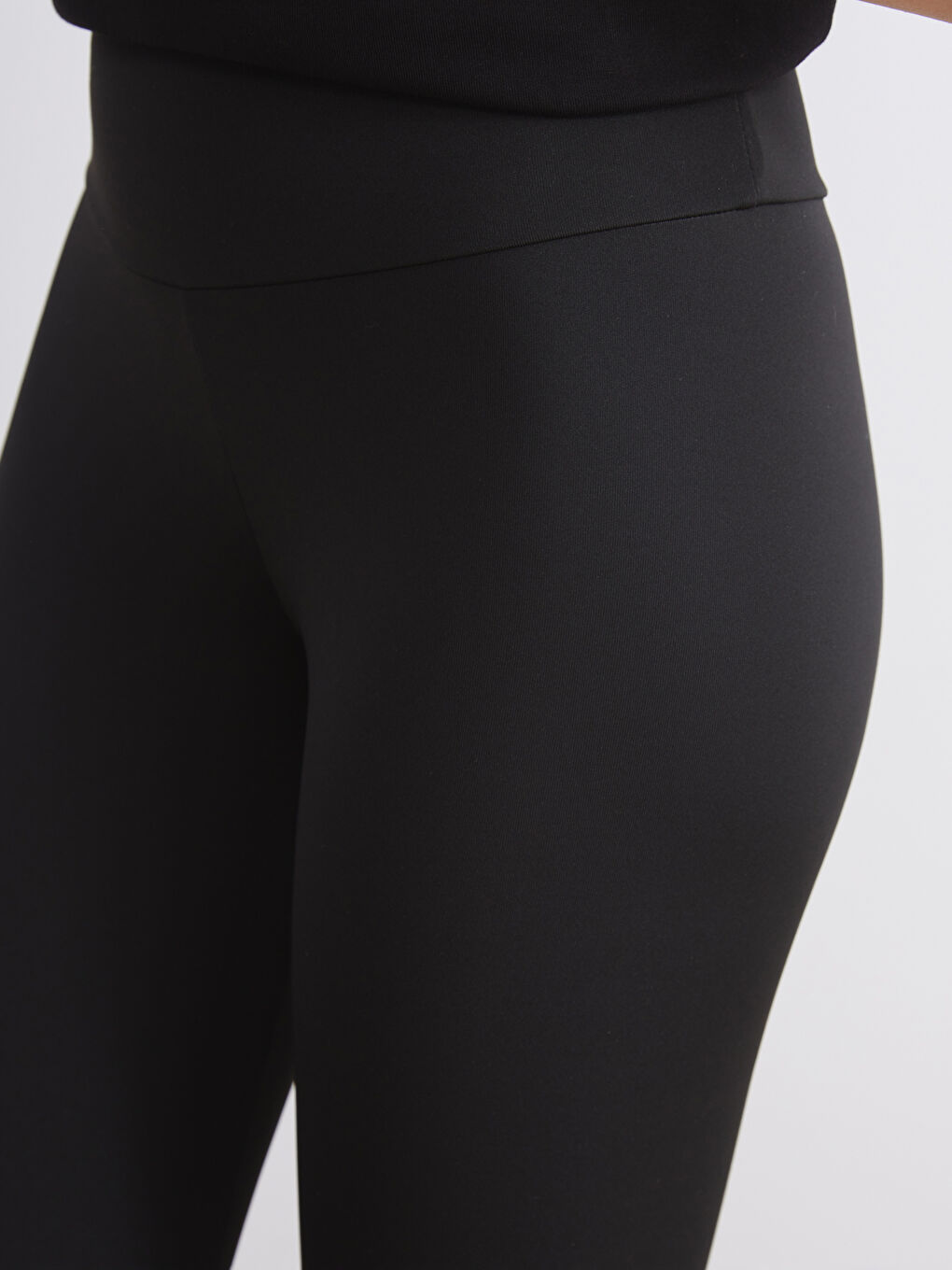 Siyah Yüksek Bel Toparlayıcı Kadın Spor Tayt-2