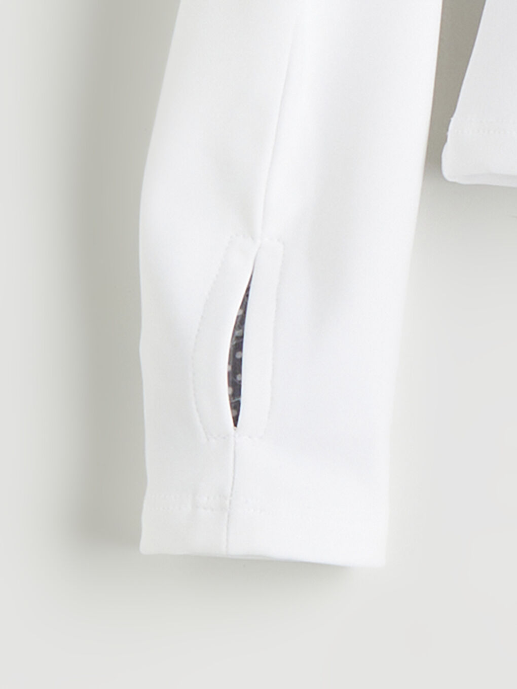 Beyaz Dik Yaka Parmak Geçmeli Kadın Spor Body-6