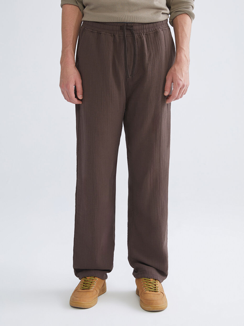 Kahverengi Rahat Kalıp Erkek Pantolon-1