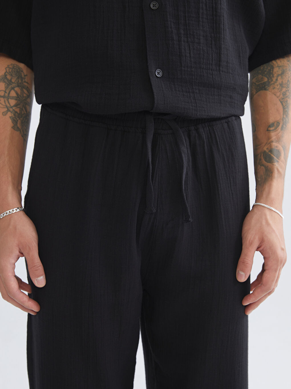 Siyah Rahat Kalıp Erkek Pantolon-2