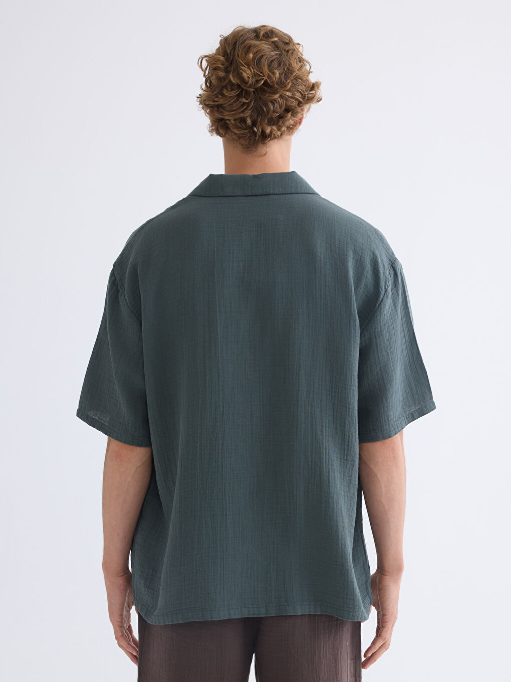 Yeşil Rahat Kalıp Resort Yaka Kısa Kollu Müslin Erkek Gömlek-3