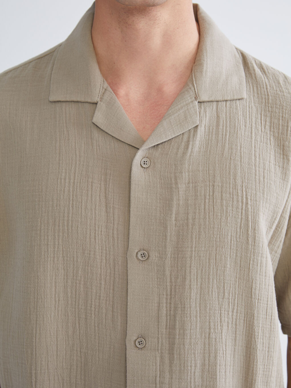 Kahverengi Rahat Kalıp Resort Yaka Kısa Kollu Müslin Erkek Gömlek-2