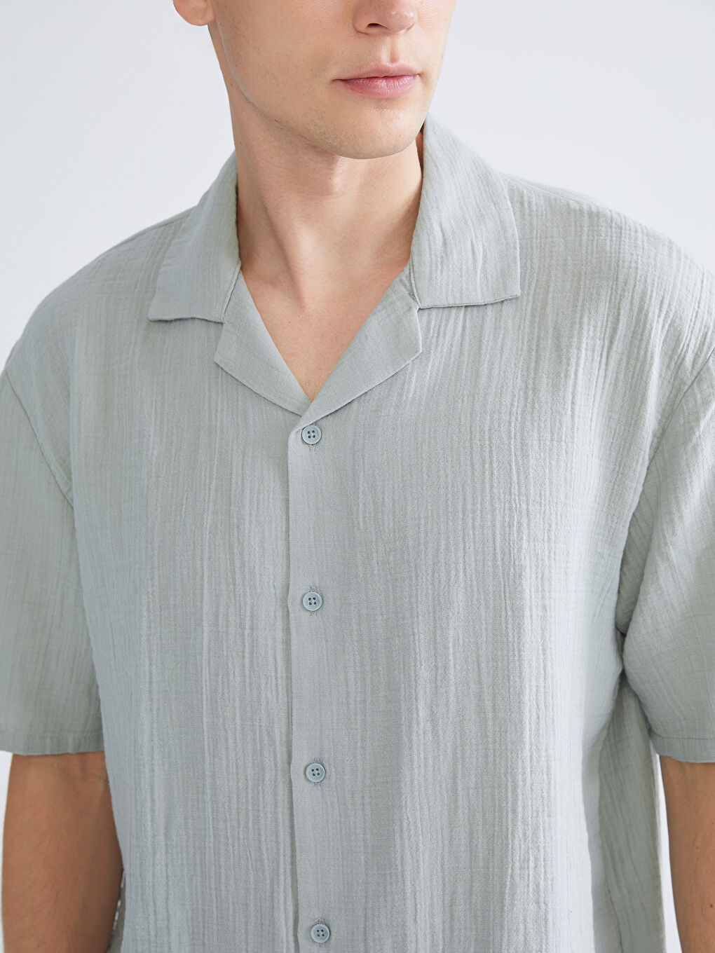 Yeşil Rahat Kalıp Resort Yaka Kısa Kollu Müslin Erkek Gömlek-2