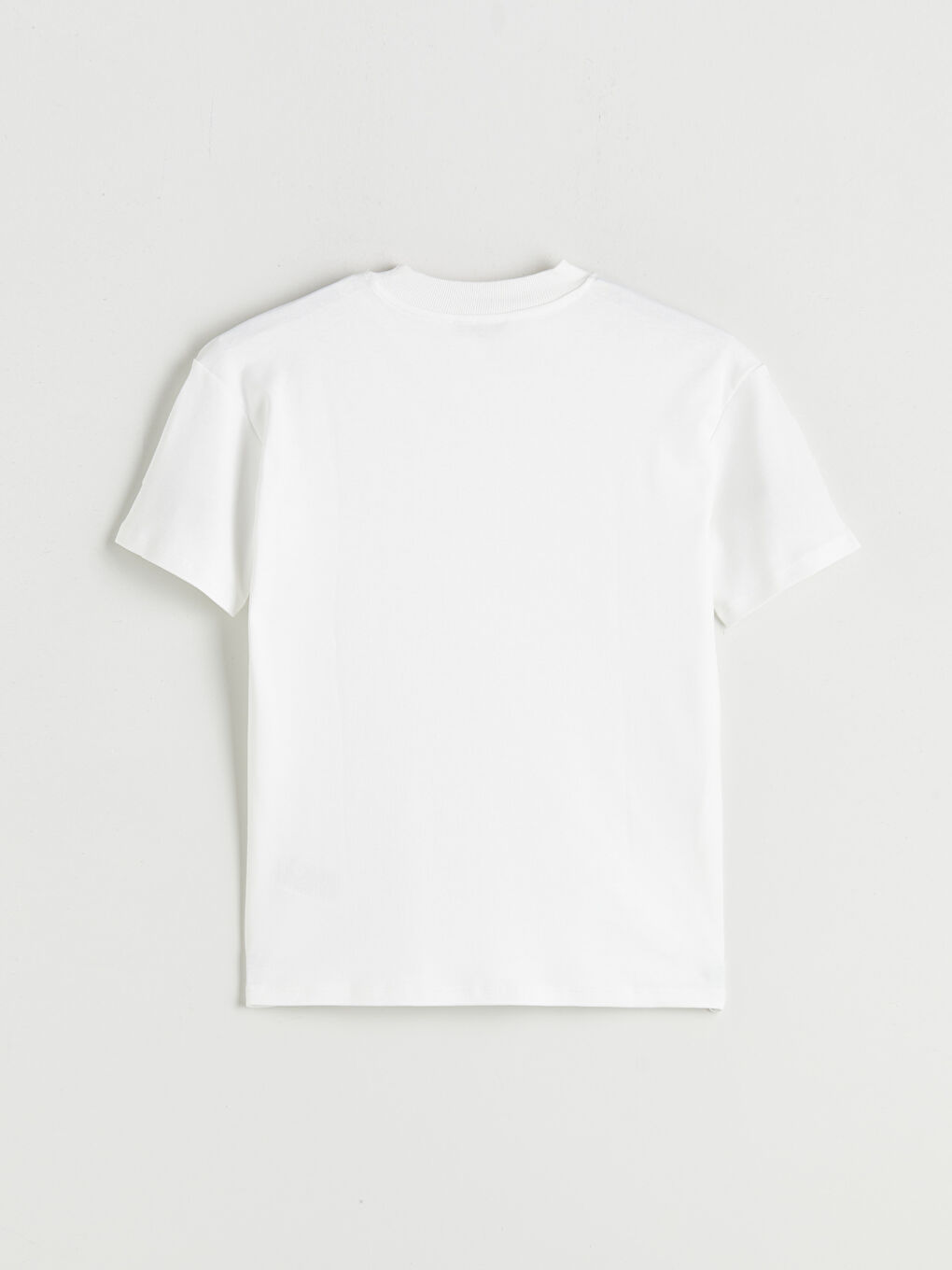 Ekru Dik Yaka Kadın Tişört-9