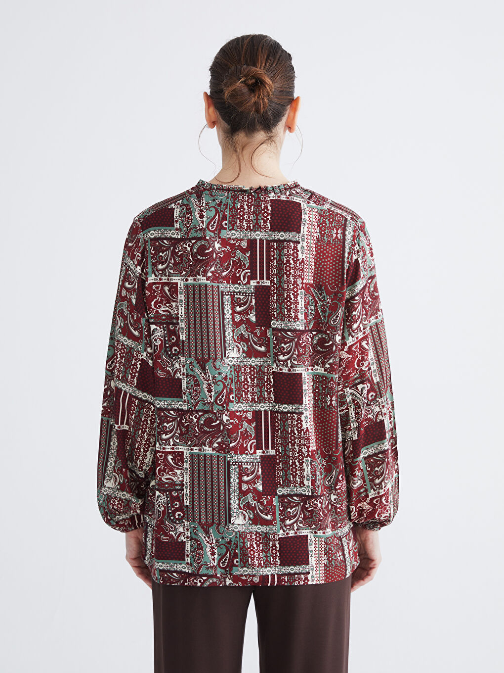 Bordo Bağlamalı Yaka Desenli Bluz-3