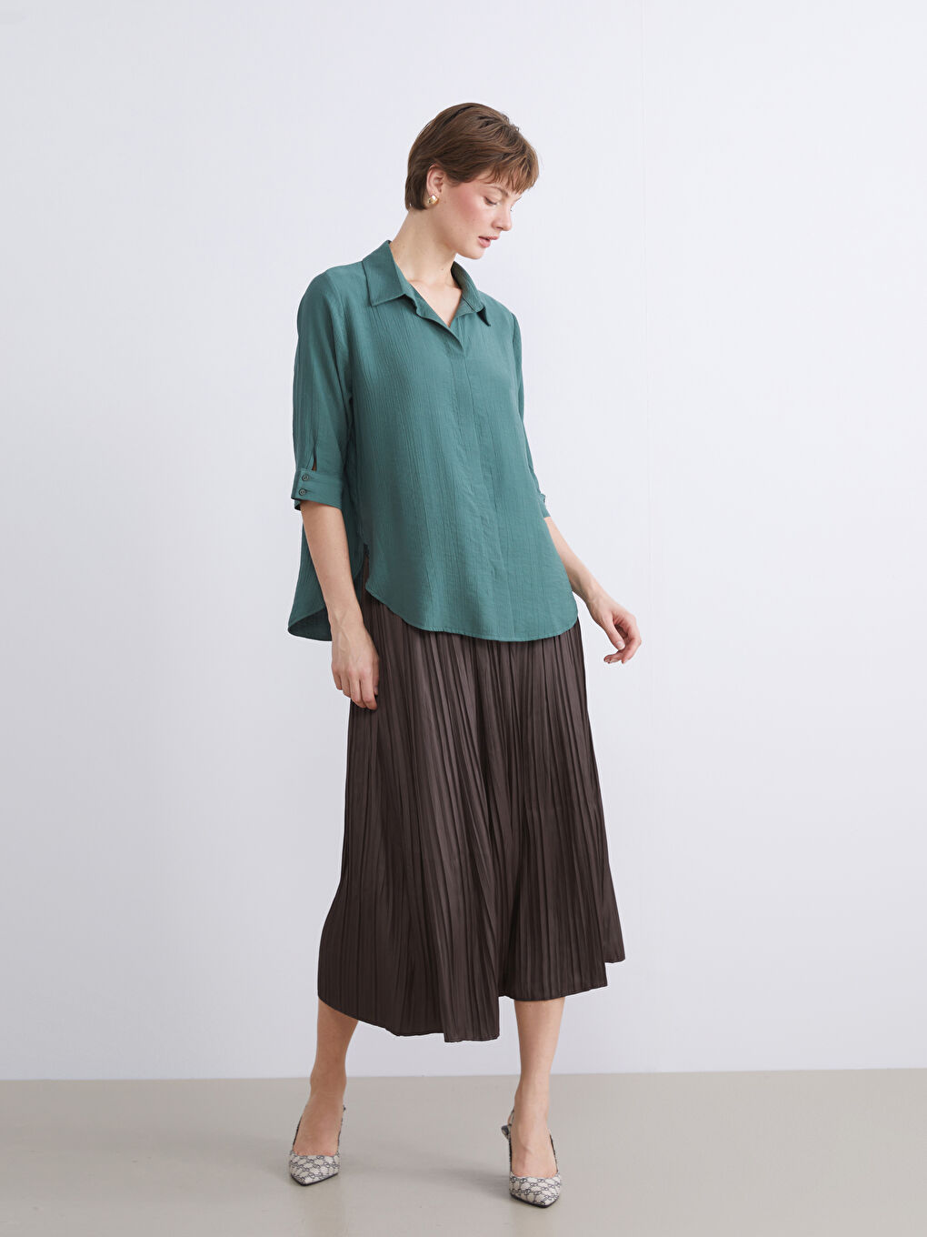 Plus Size Shirt Collar Textured Oversize Blouse-4
