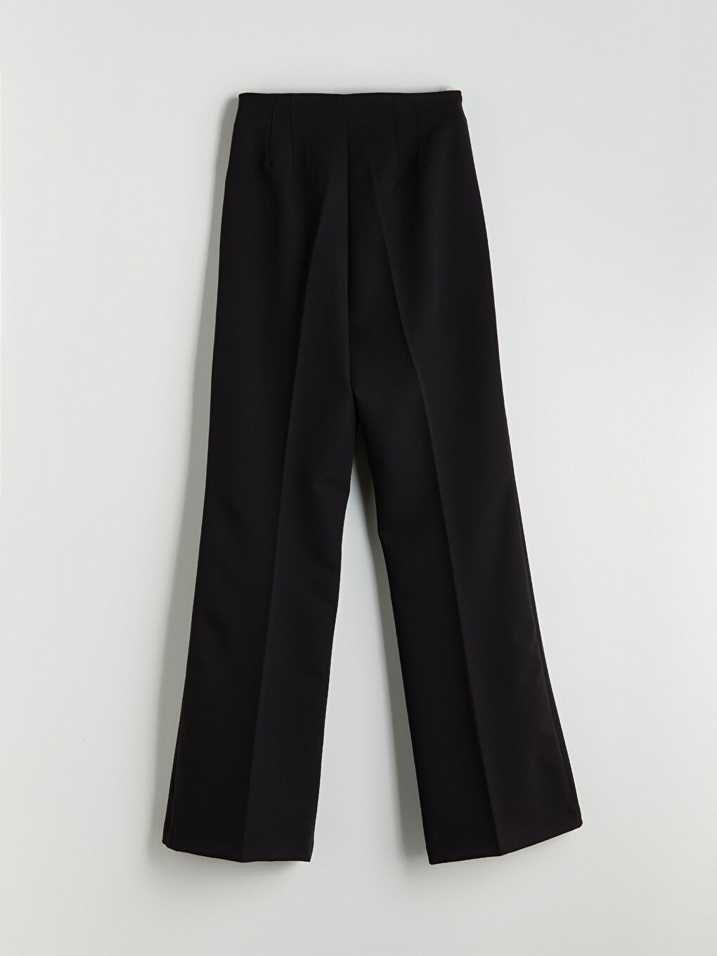 Siyah Dar Fit İspanyol Paça Kadın Pantolon-5