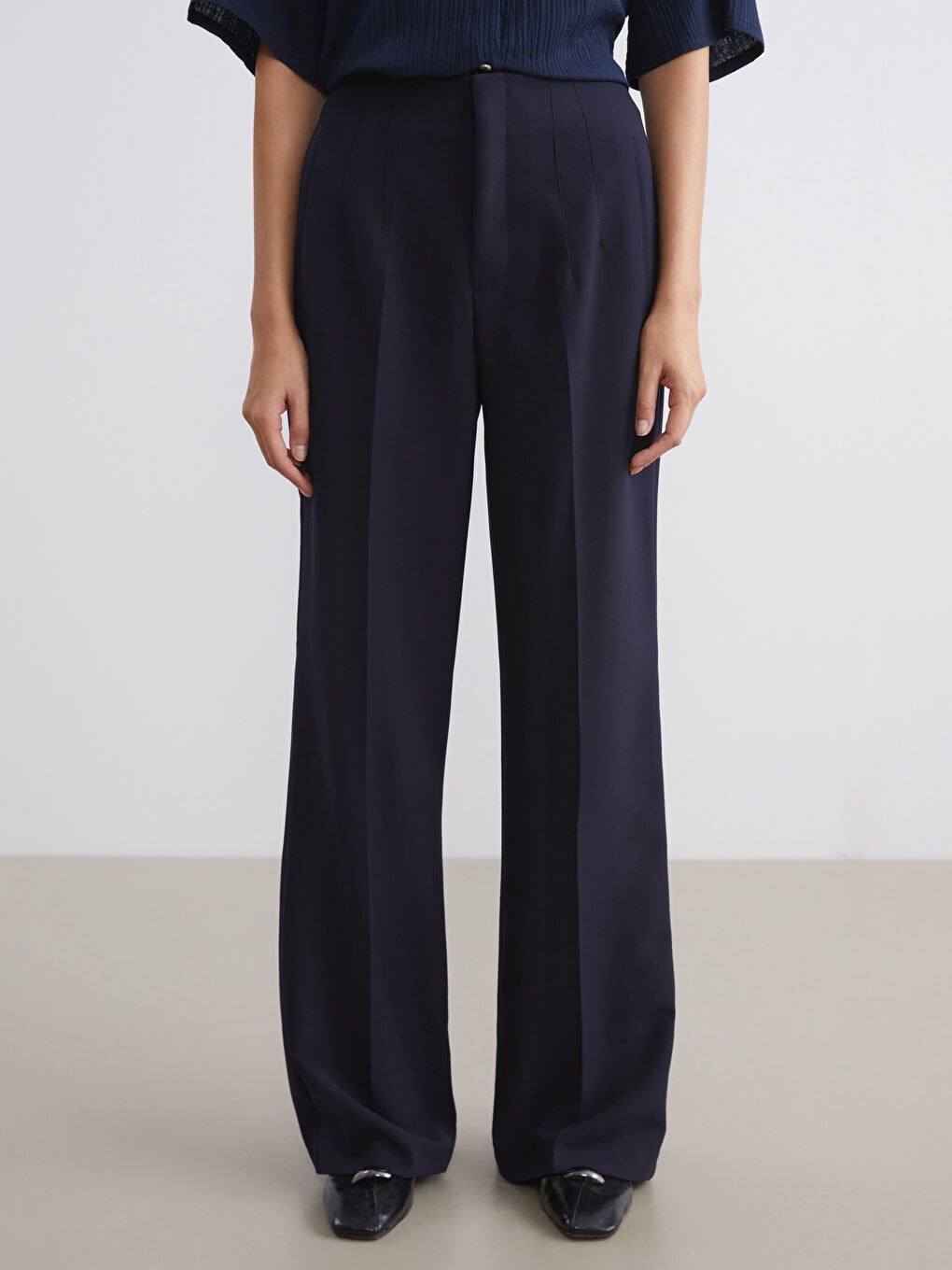 Lacivert Dar Fit İspanyol Paça Kadın Pantolon-2