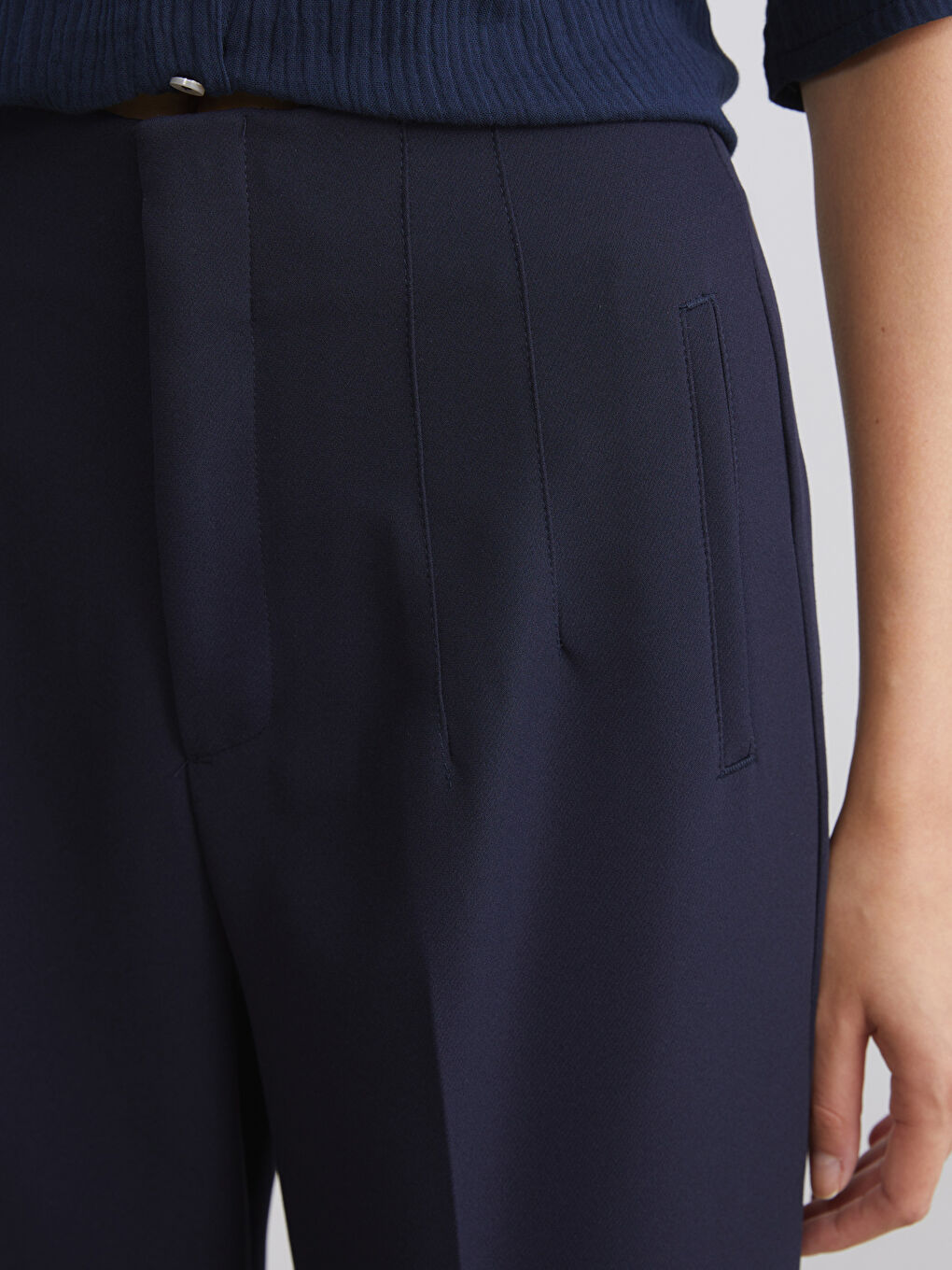 Lacivert Dar Fit İspanyol Paça Kadın Pantolon-3