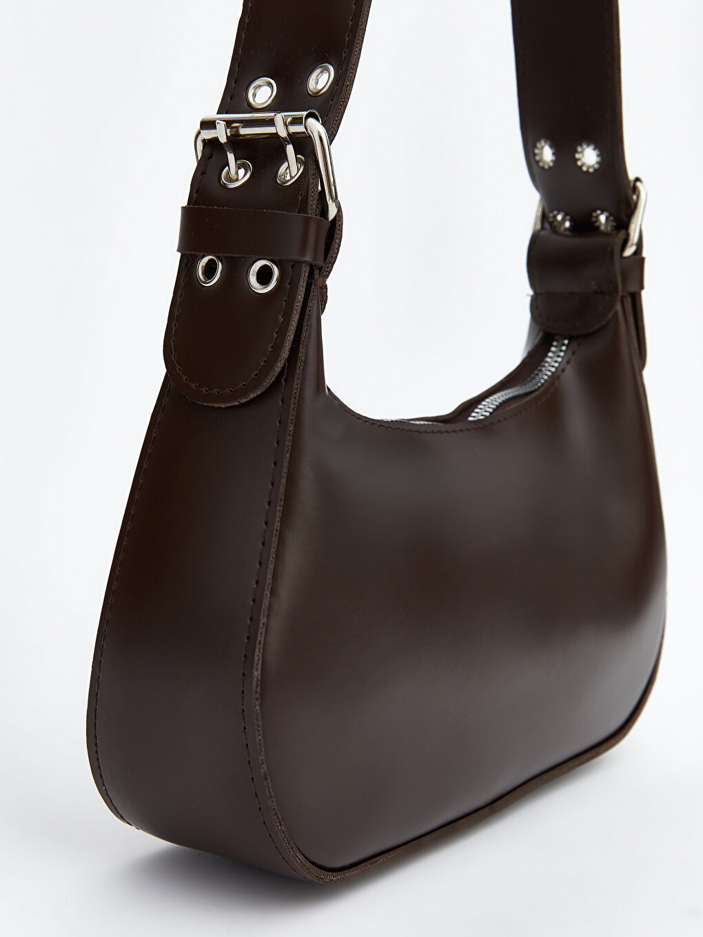 Kahverengi Deri Görünümlü Kadın Baget Çanta-2