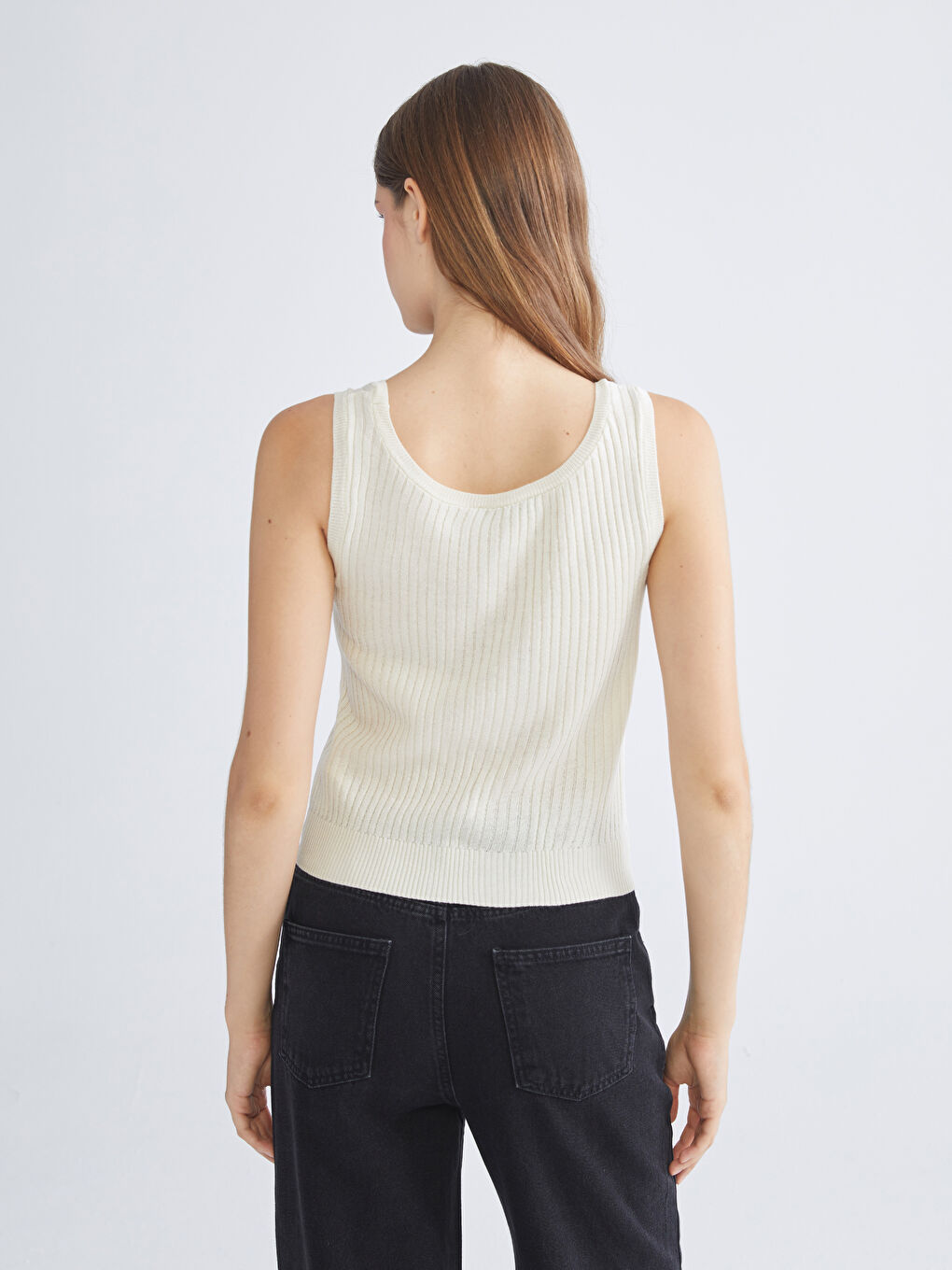 Bej U Yaka Kadın Triko Süveter-3