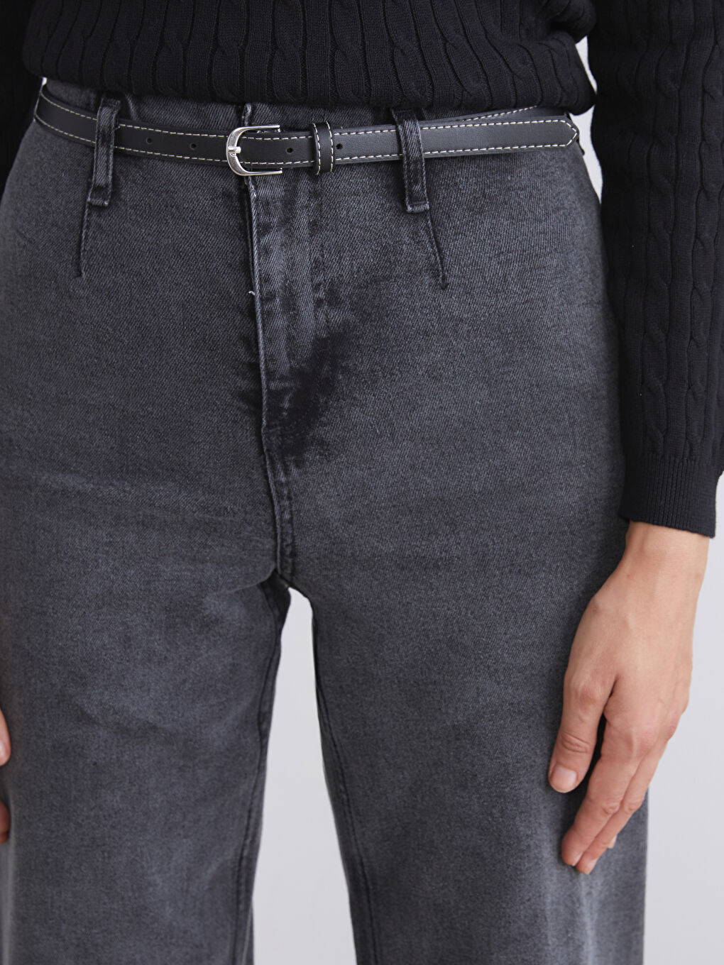 Siyah Beli Kemerli Wideleg Kadın Jean Pantolon-2