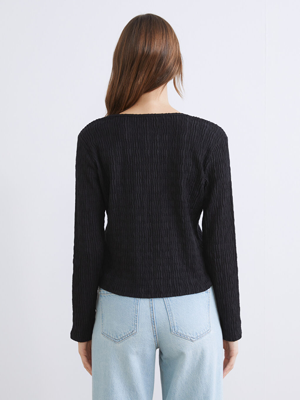 Siyah V Yaka Dokulu Kadın Hırka-3