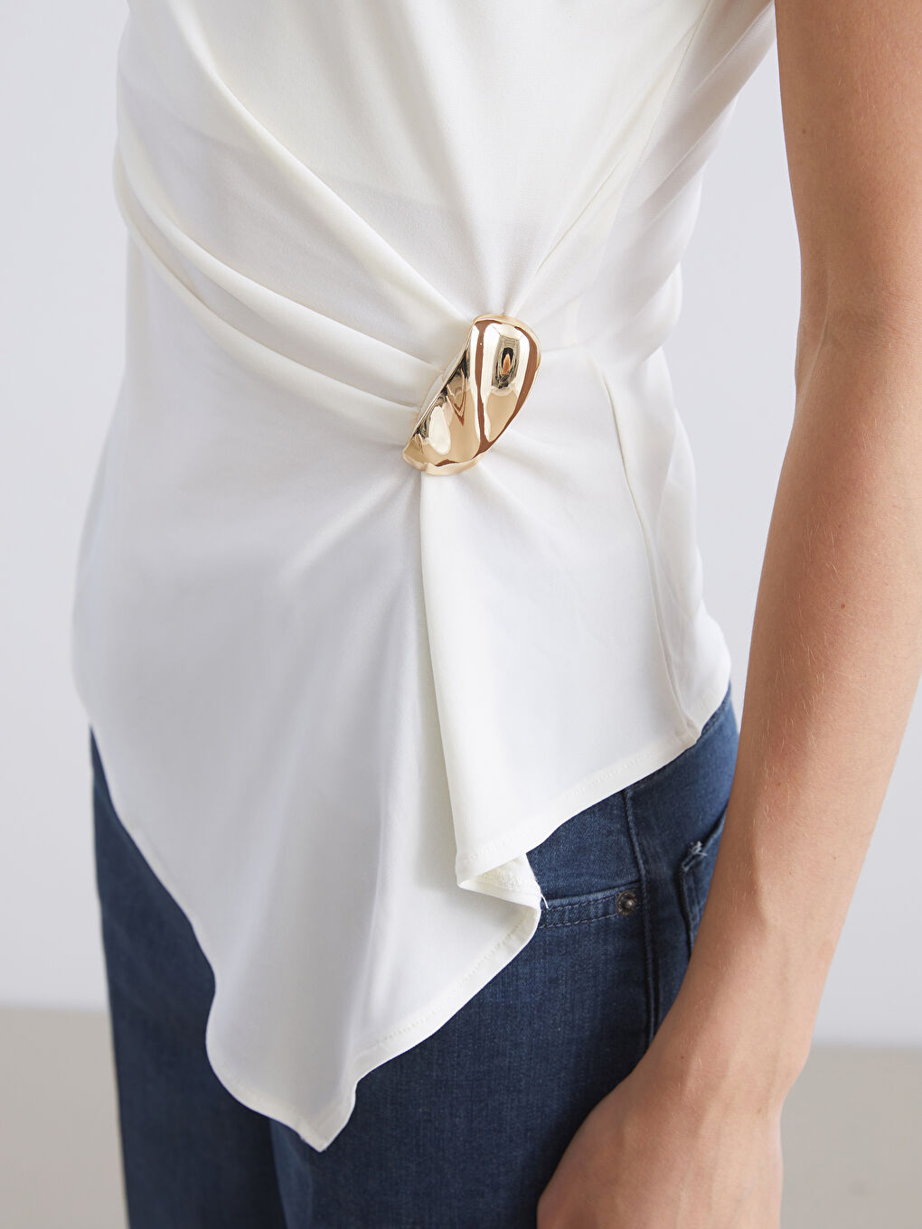 LCW Vision Slash Neck Ruched Blouse -W5KB60Z8-FDJ