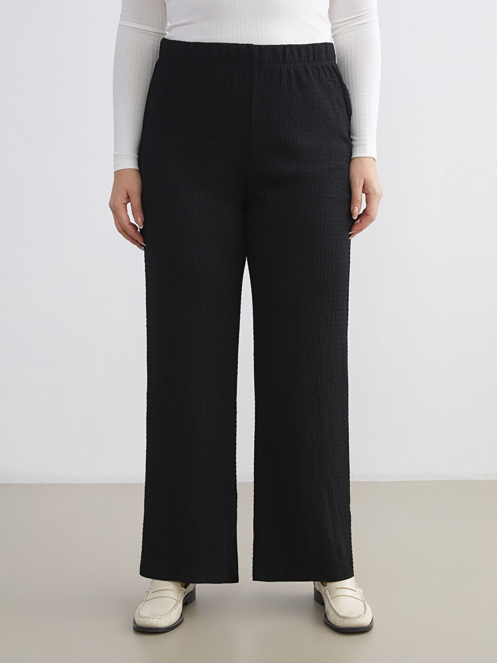 Elasticated Waist Textured Women's Trousers-5