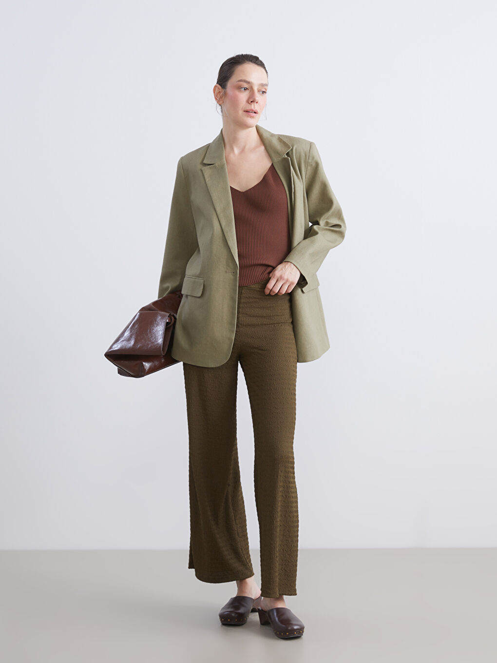 Elasticated Waist Textured Women's Trousers