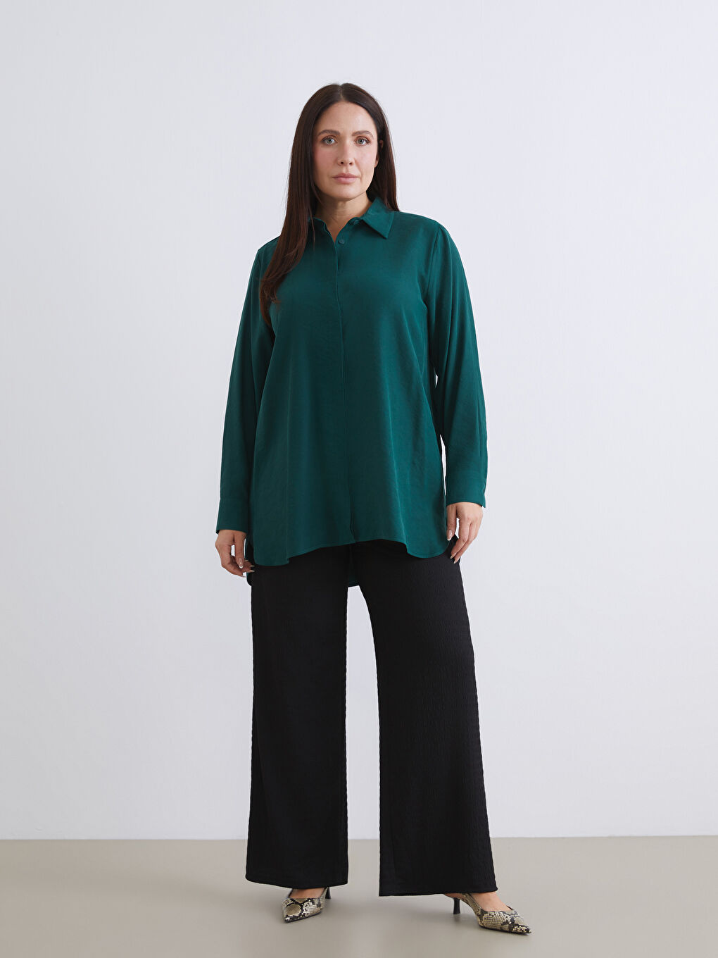 Elasticated Waist Textured Women's Trousers-1