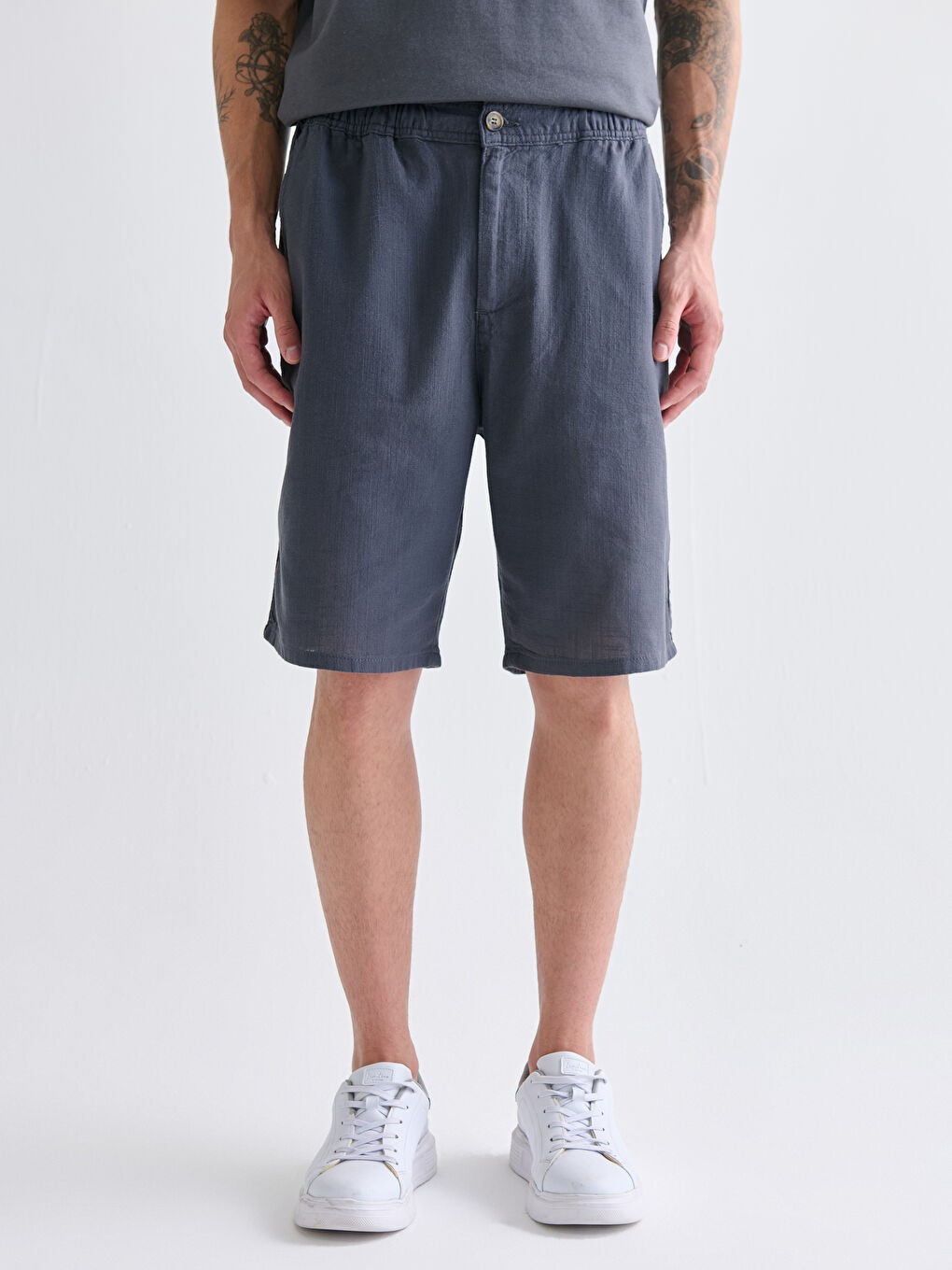 Antrasit Standart Kalıp Erkek Şort-1