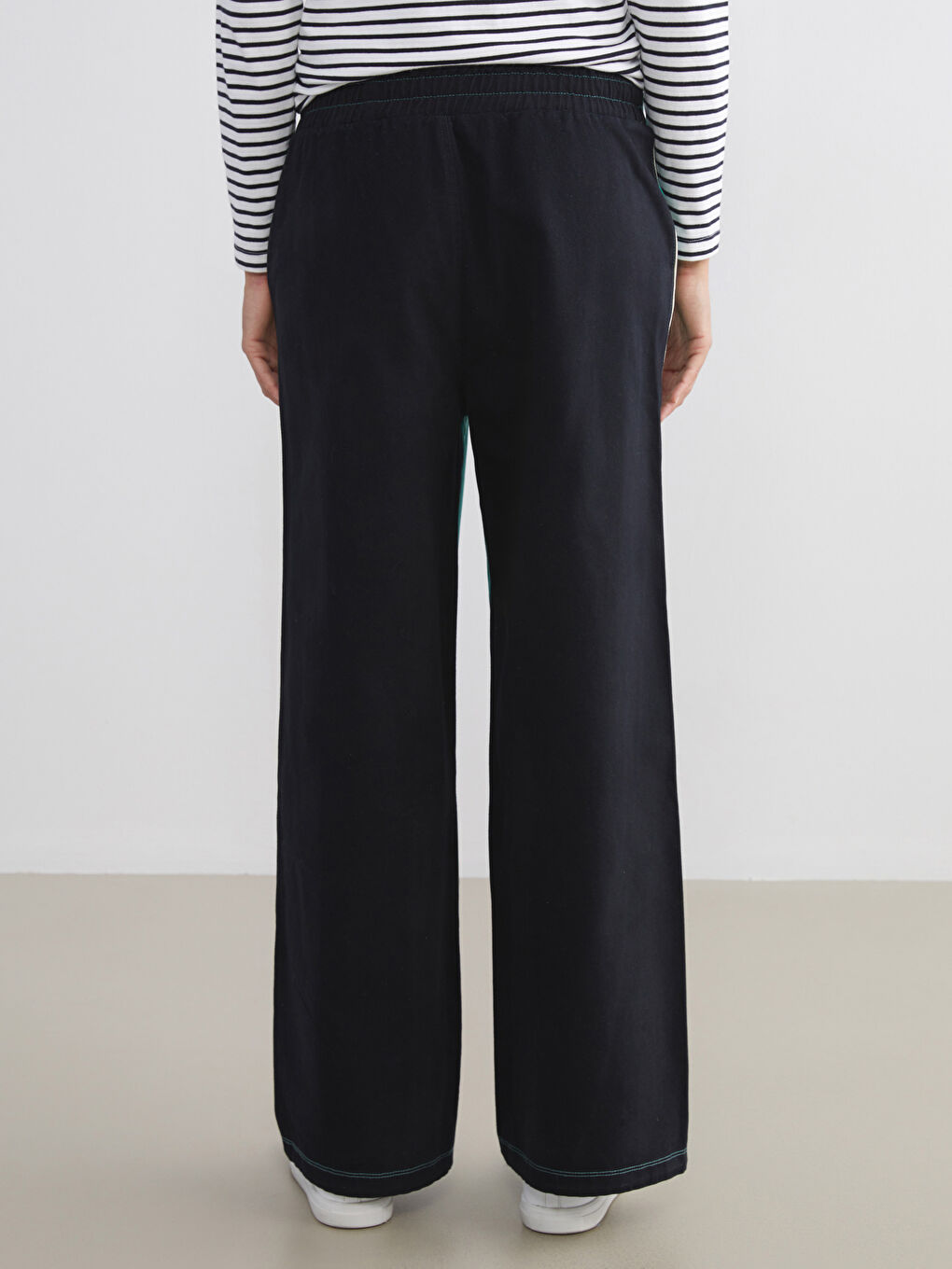 Yeşil Beli Lastikli Renk Bloklu Kadın Eşofman Altı-3