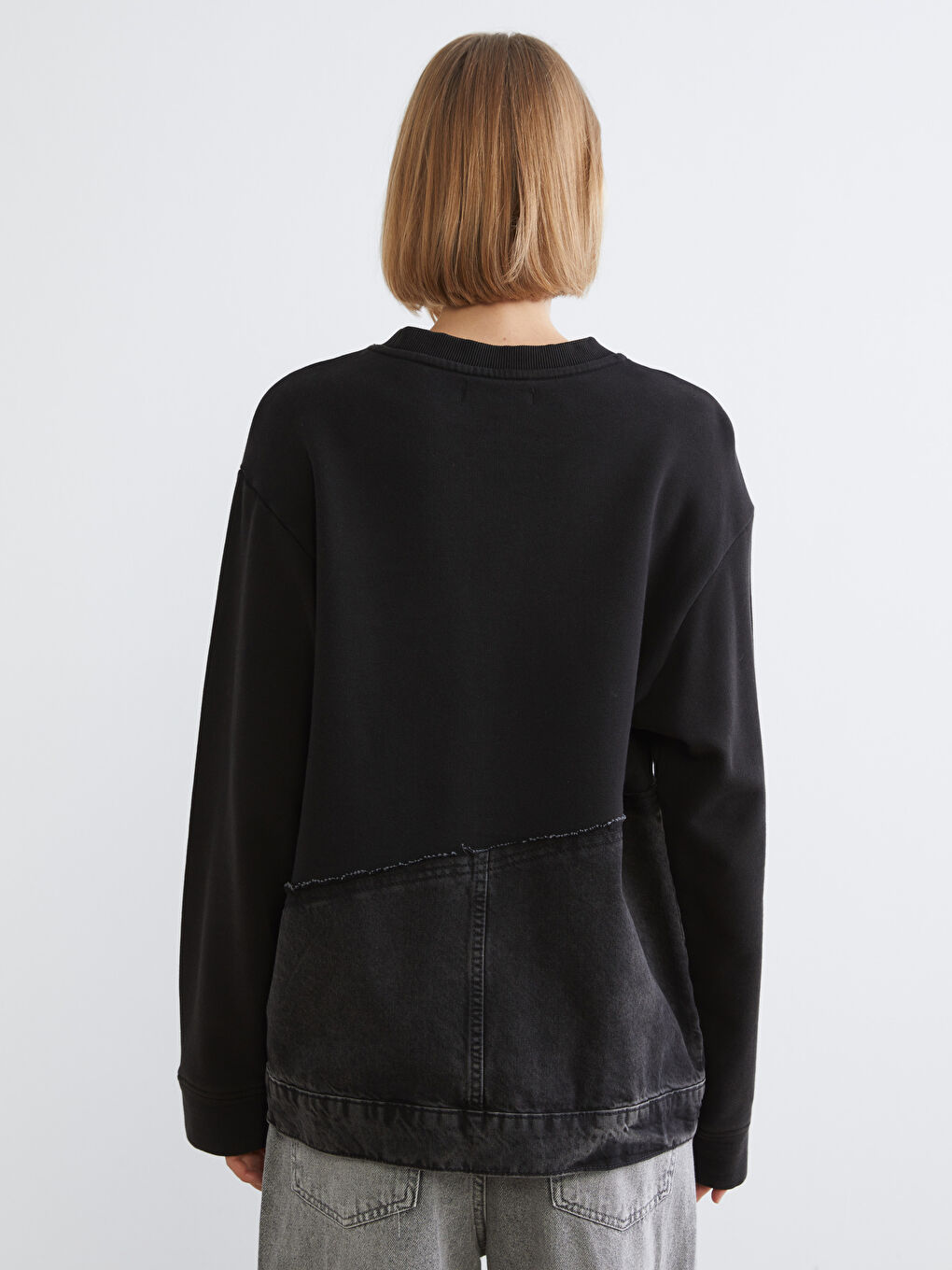 Siyah Bisiklet Yaka Oversize Kadın Sweatshirt-3