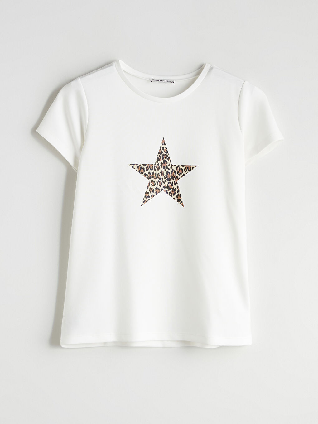 Ekru Bisiklet Yaka Yıldız Baskılı Kadın Tişört-4