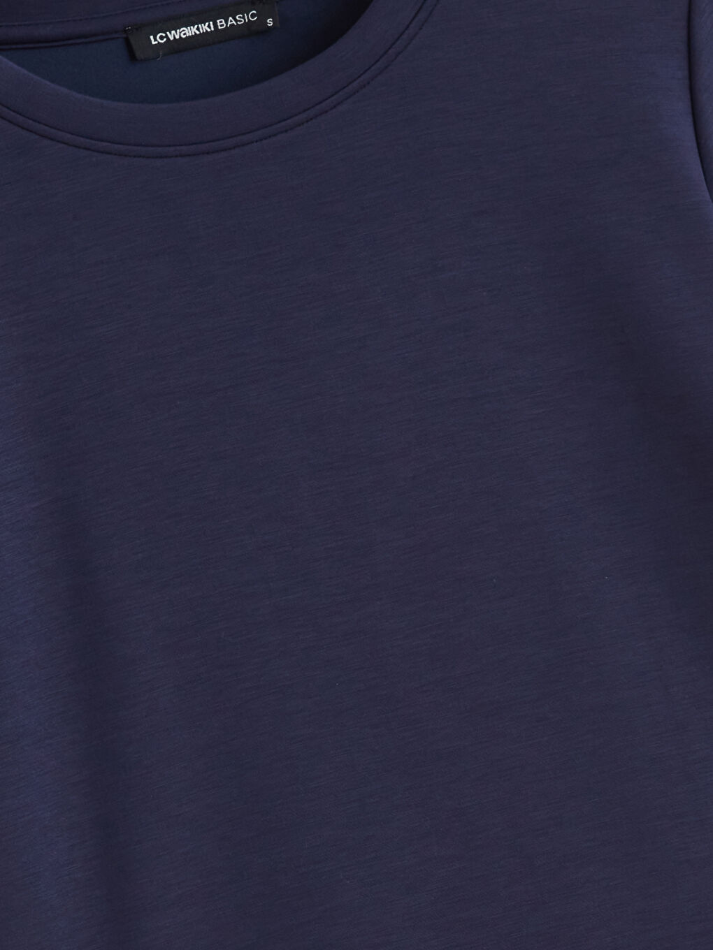 Әйелдерге арналған дөңгелек жағалы футболка-5