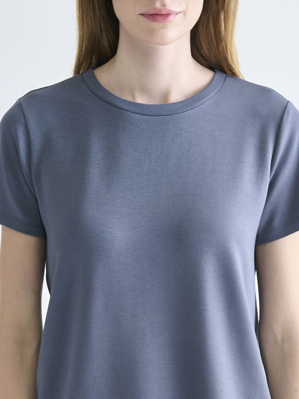 Футболка Женская С Круглым Вырезом-6