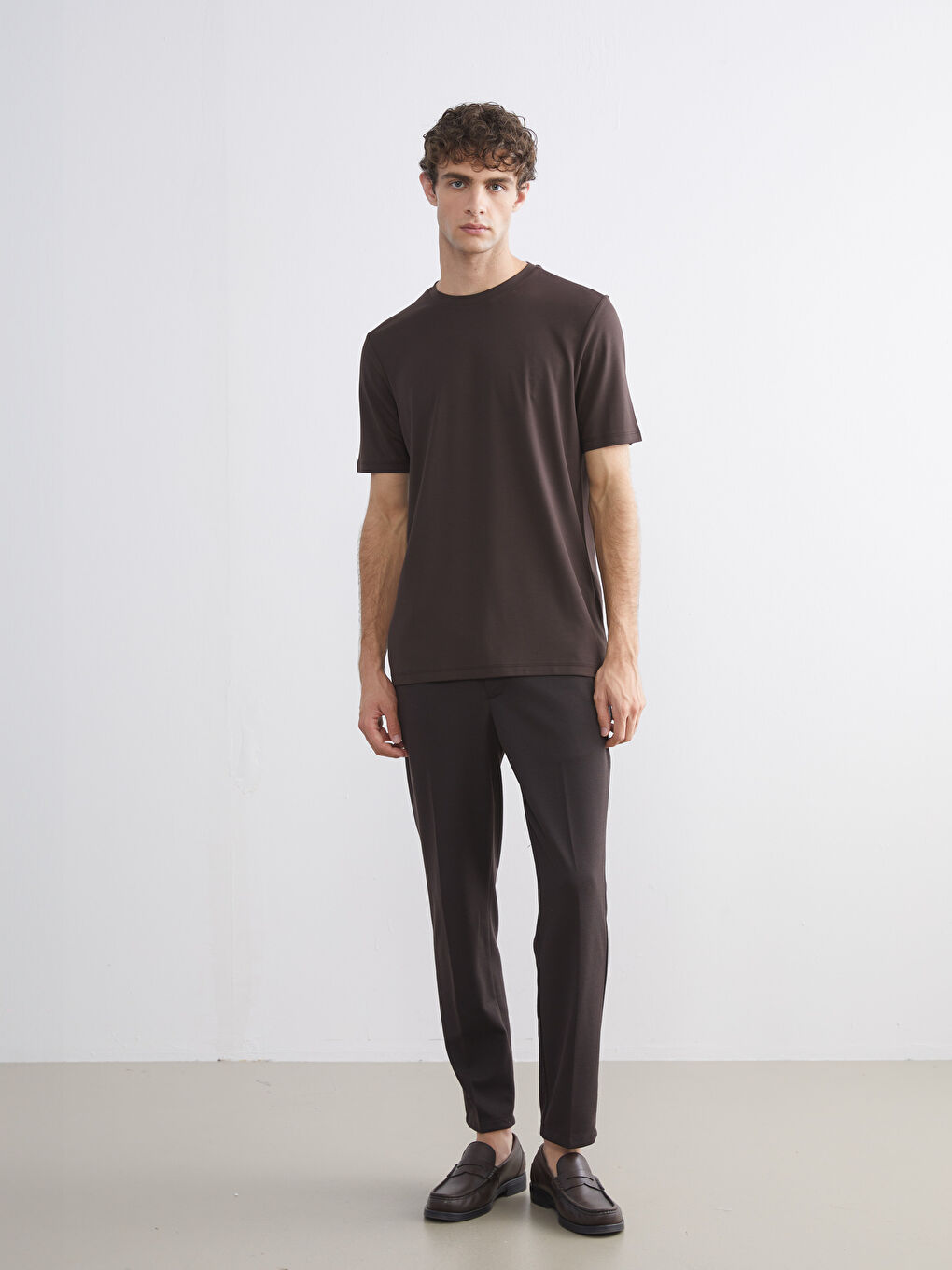 Kahverengi Bisiklet Yaka Erkek Tişört-1