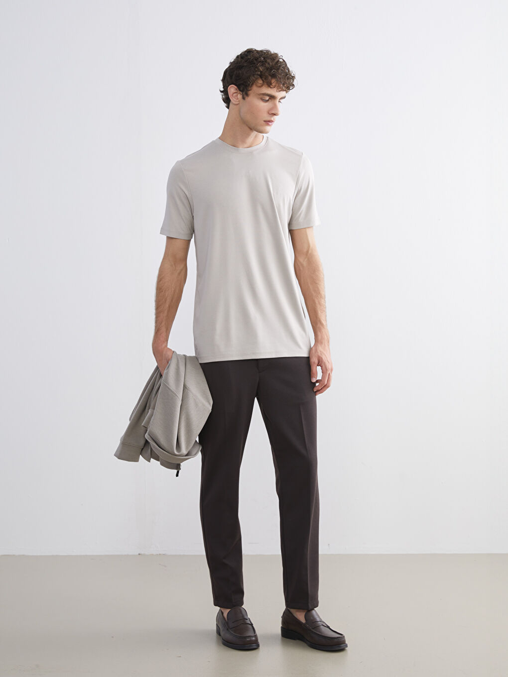 Gri Bisiklet Yaka Erkek Tişört-1