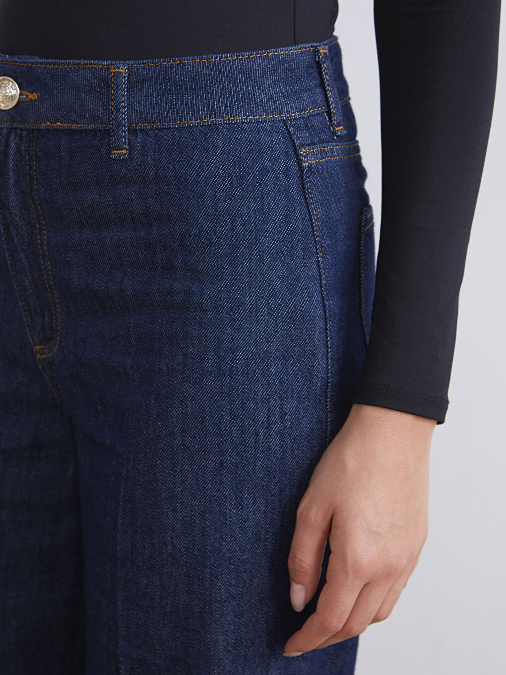 Wideleg Women's Jeans-3