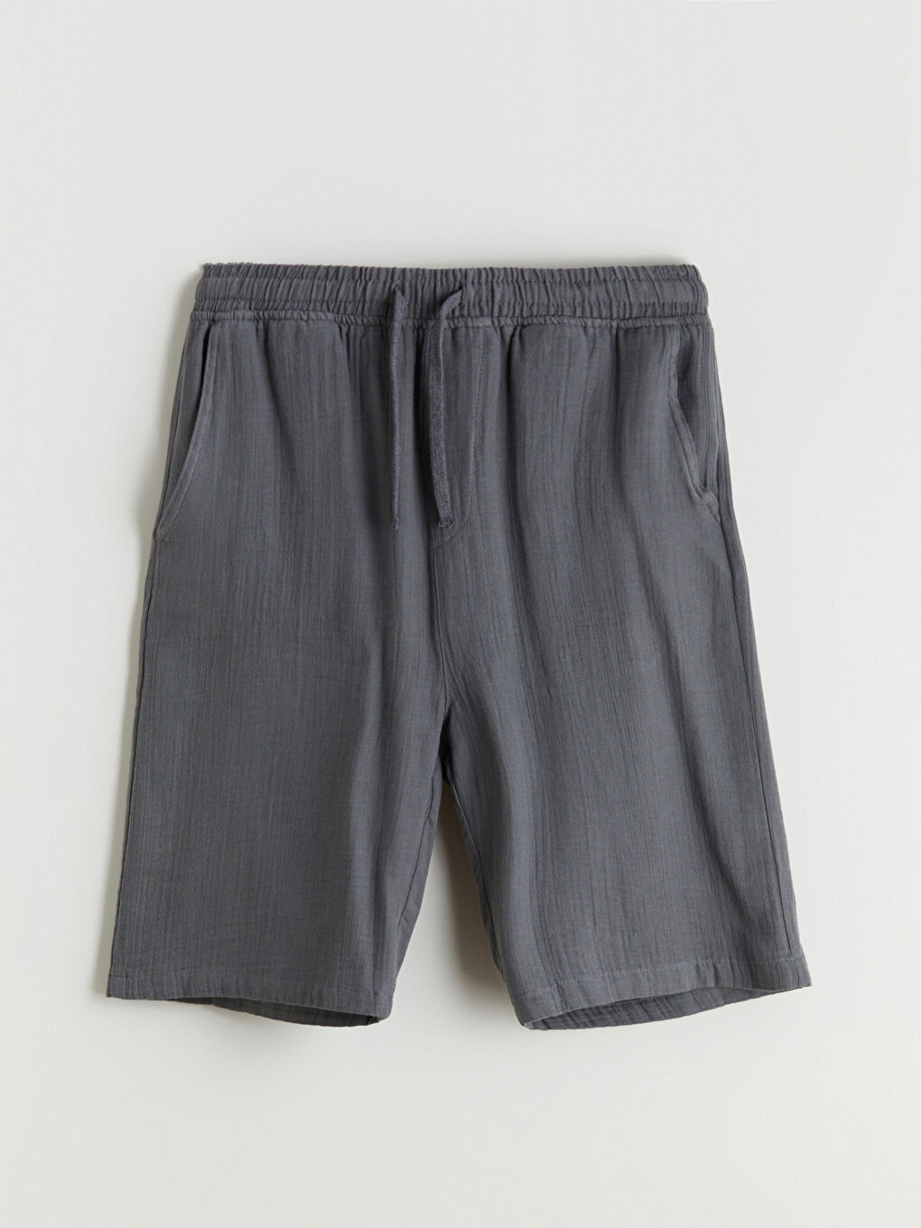 Gri Rahat Kalıp Müslin Erkek Şort-4