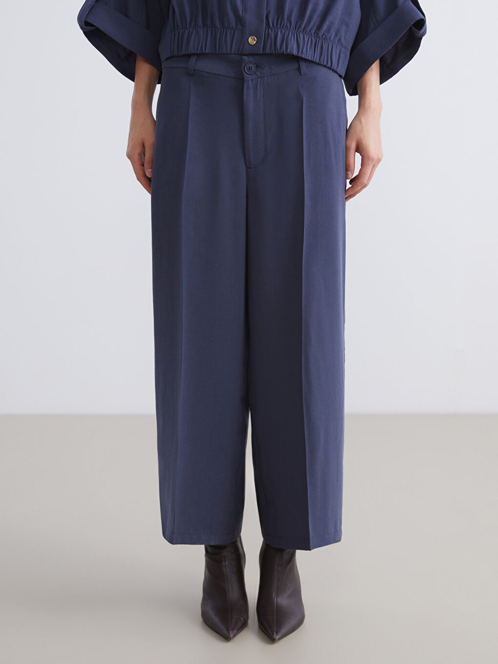 Lacivert Modal Karışımlı Geniş Paça Kadın Pantolon-3