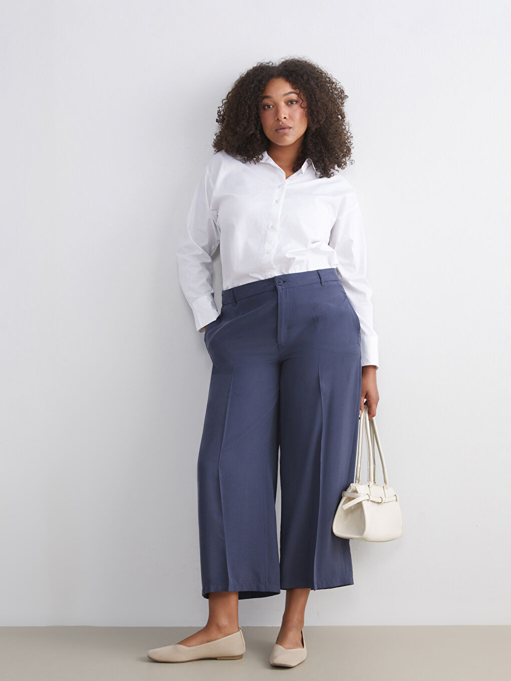 Lacivert Modal Karışımlı Geniş Paça Kadın Pantolon-1