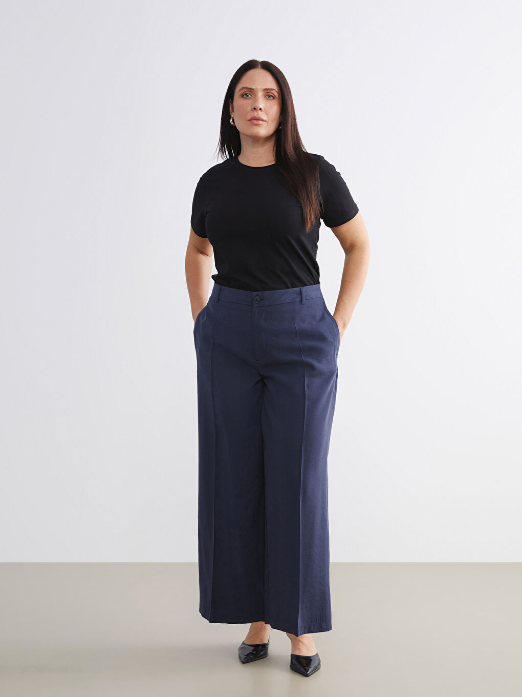 Lacivert Modal Karışımlı Geniş Paça Kadın Pantolon-2