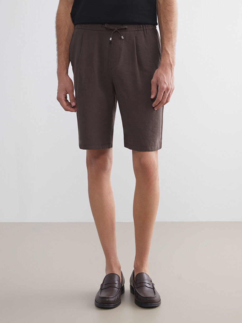 Kahverengi Standart Kalıp Erkek Şort-1