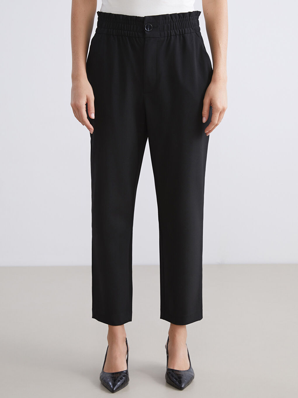 Siyah Beli Lastikli Havuç Kesim Kadın Pantolon-2