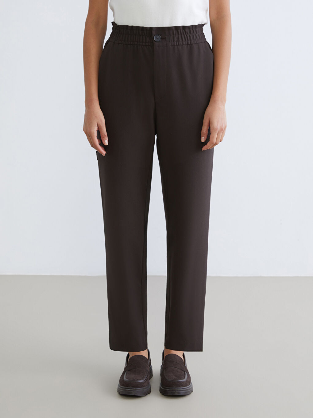 Kahverengi Beli Lastikli Havuç Kesim Kadın Pantolon-1