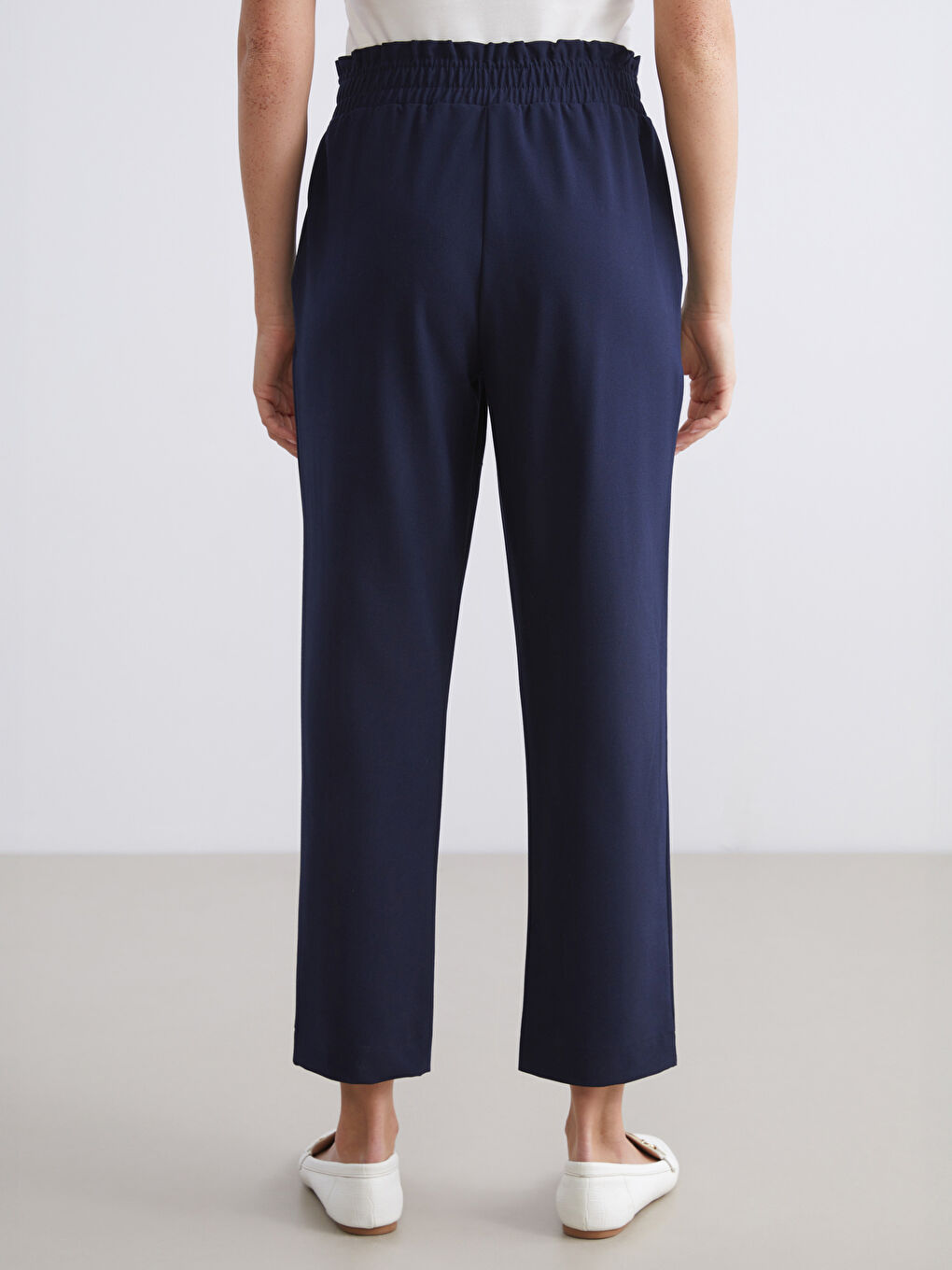 Lacivert Beli Lastikli Havuç Kesim Kadın Pantolon-4