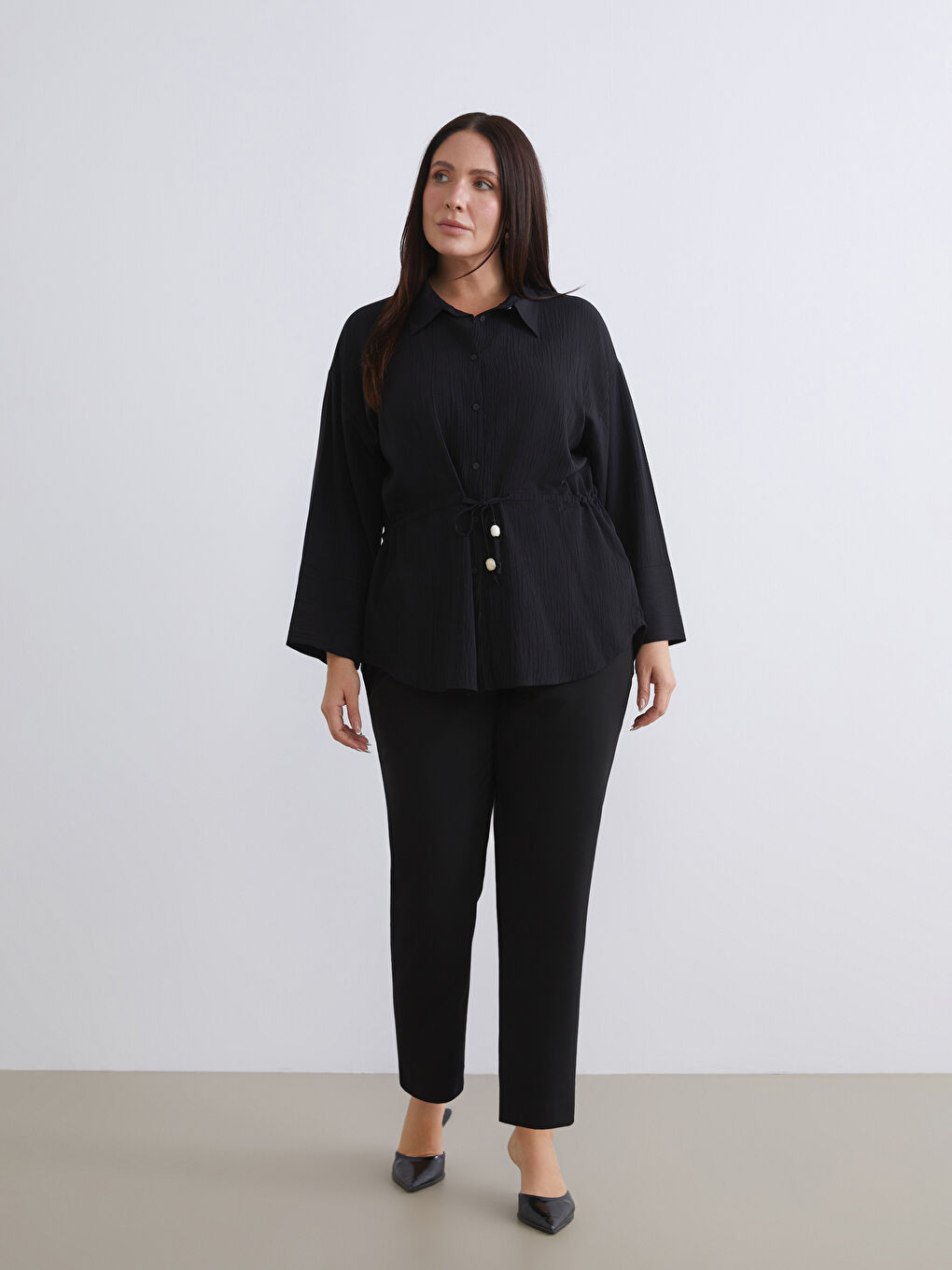 Siyah Beli Lastikli Havuç Kesim Kadın Pantolon-1