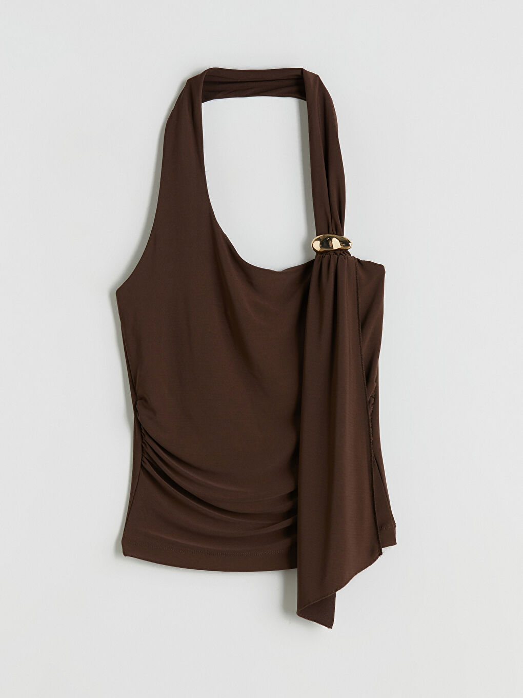 Kahverengi Halter Yaka Toka Detaylı Büzgülü Bluz-4