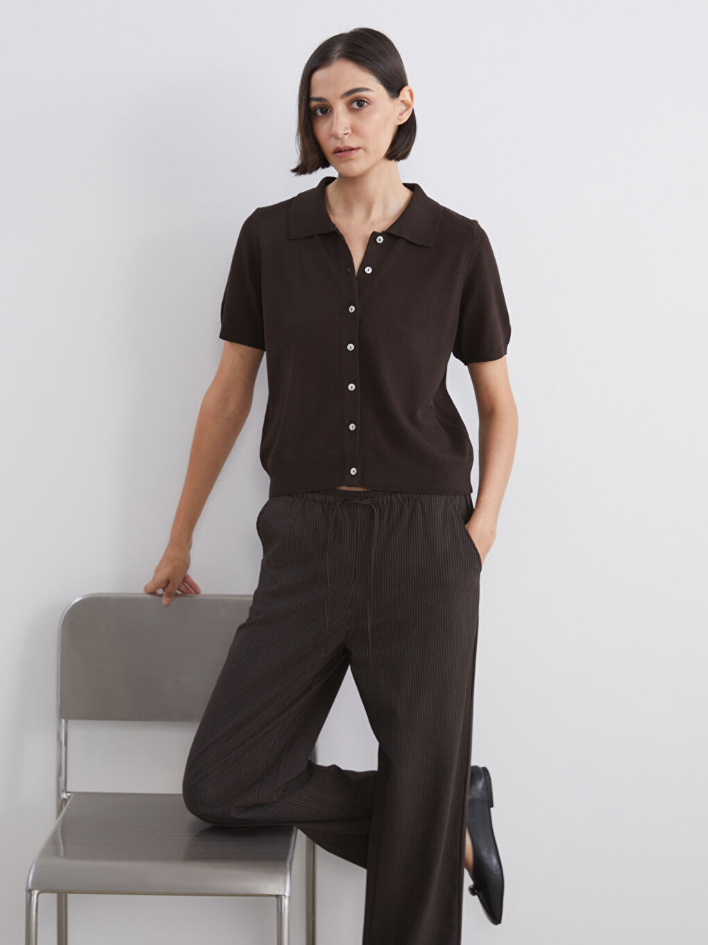 Kahverengi Polo Yaka Kadın Triko Hırka