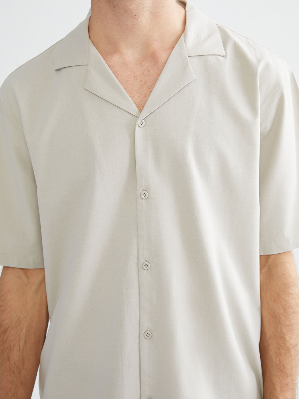 Bej Regular Fit Resort Yaka Kısa Kollu Erkek Gömlek-2