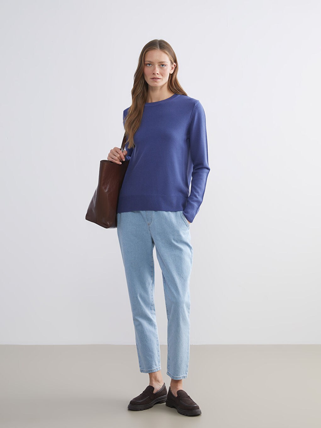 Crew Neck Women's Knitwear Sweater-1