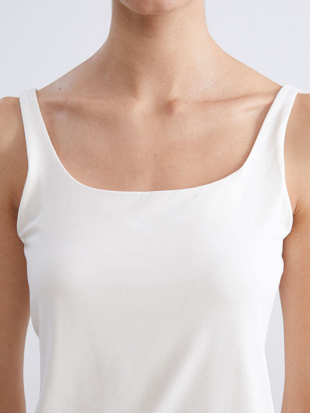 Gri U Yaka Askılı Kadın Atlet-2