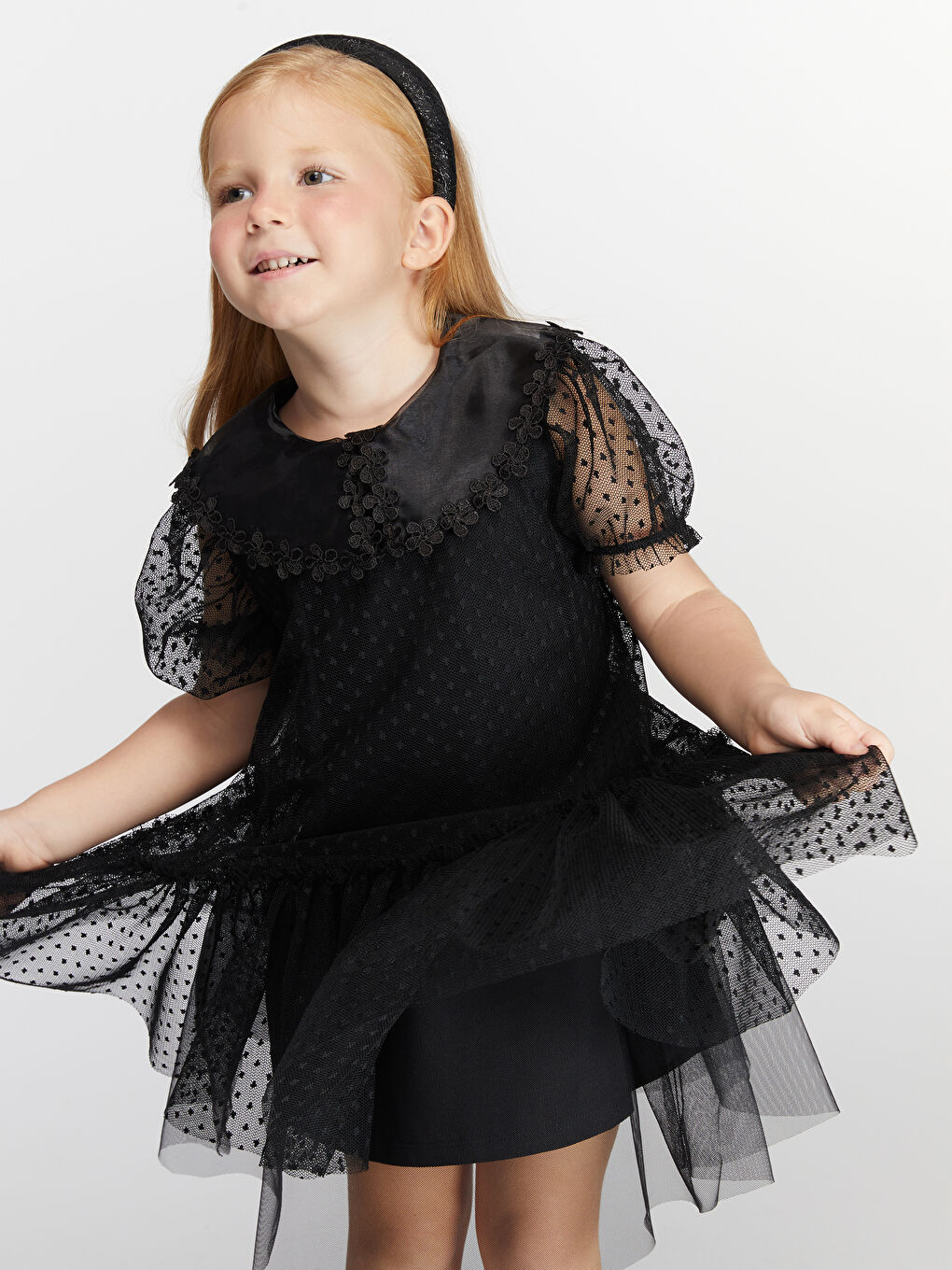 Siyah Balon Kollu Fırfırlı Kız Çocuk Elbise-1