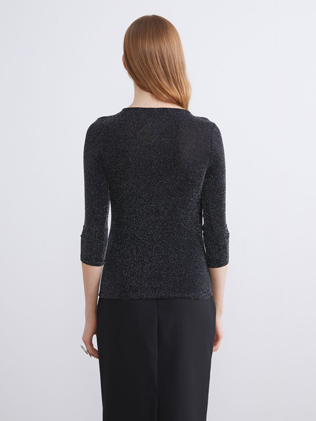 Siyah Kruvaze Yaka Parlak Görünümlü Bluz-4
