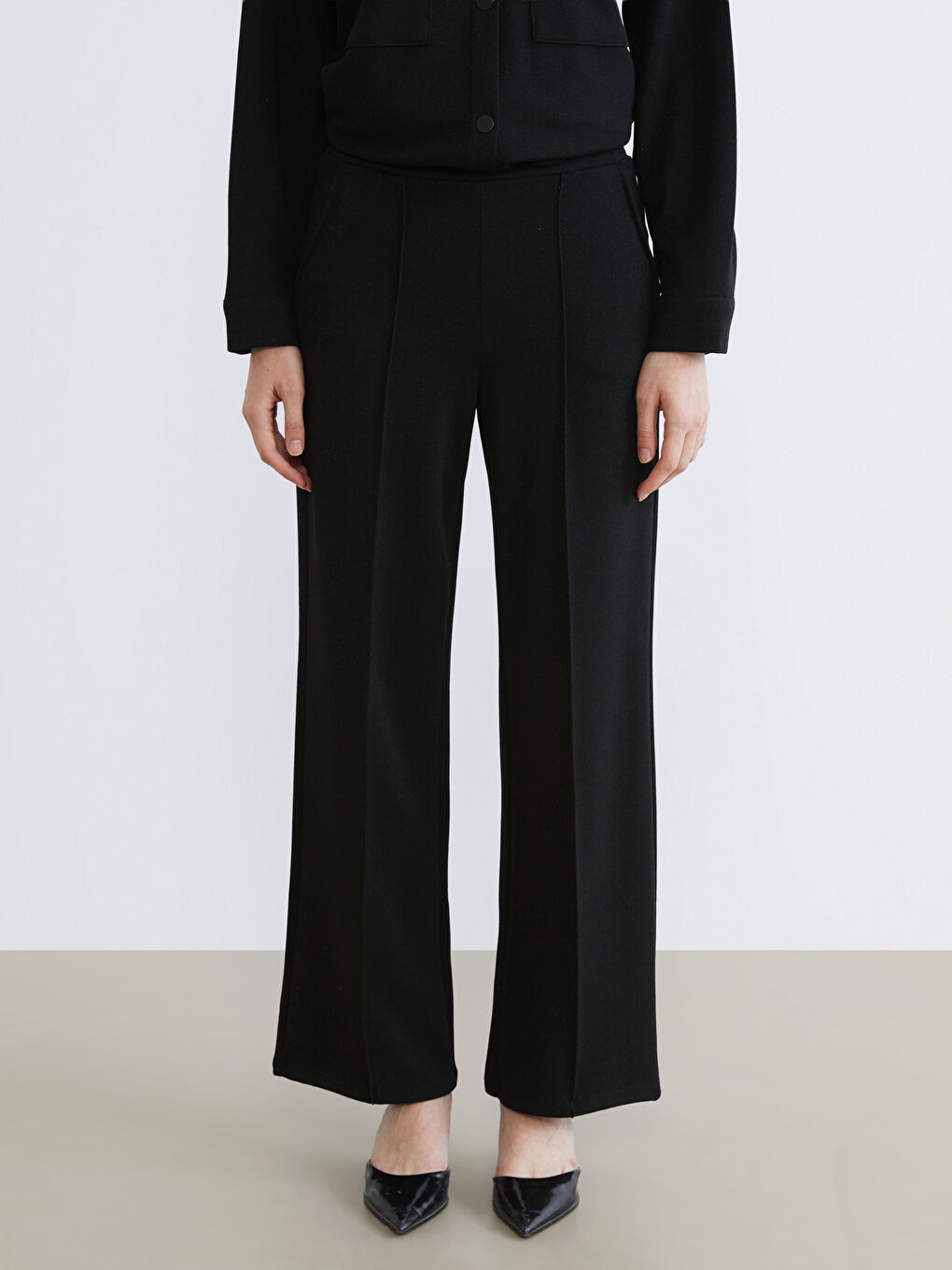 Elastic Waist Shiny Textured Women's Pants-1