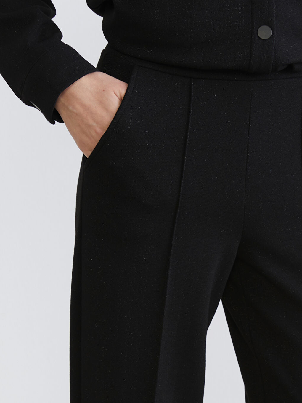 Elastic Waist Shiny Textured Women's Pants-2