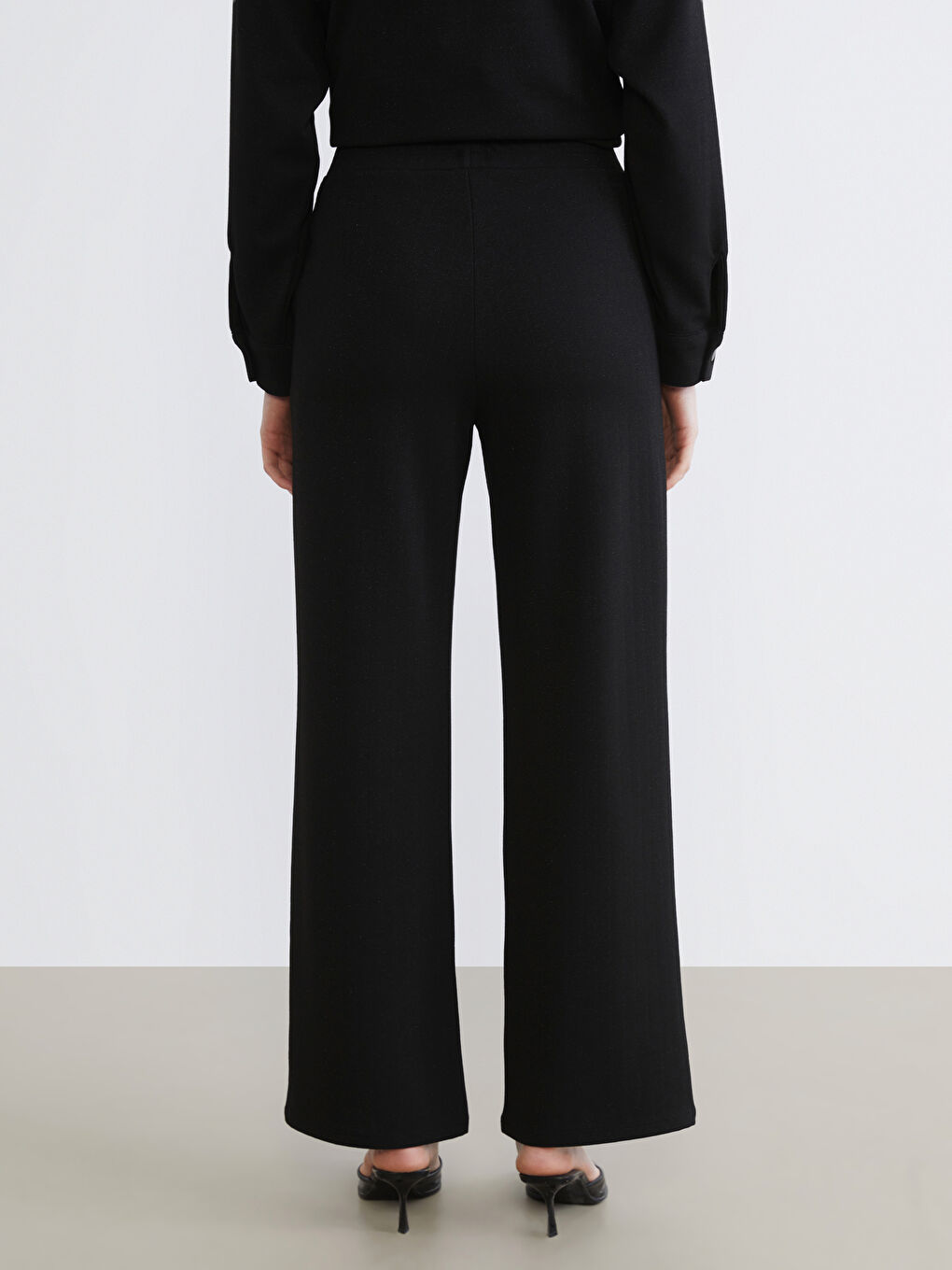 Elastic Waist Shiny Textured Women's Pants-3